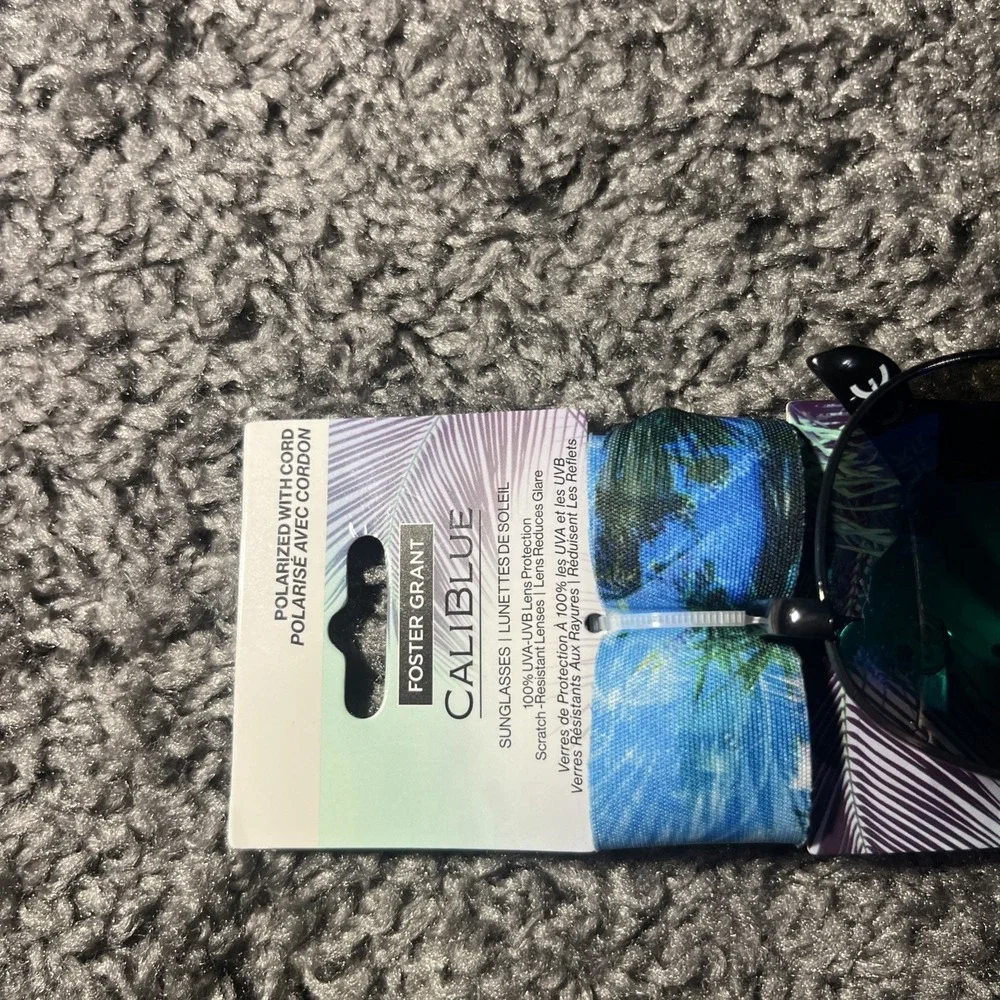 FOSTER GRANT SUNGLASSES MSRP $25.00‎ POLARIZED